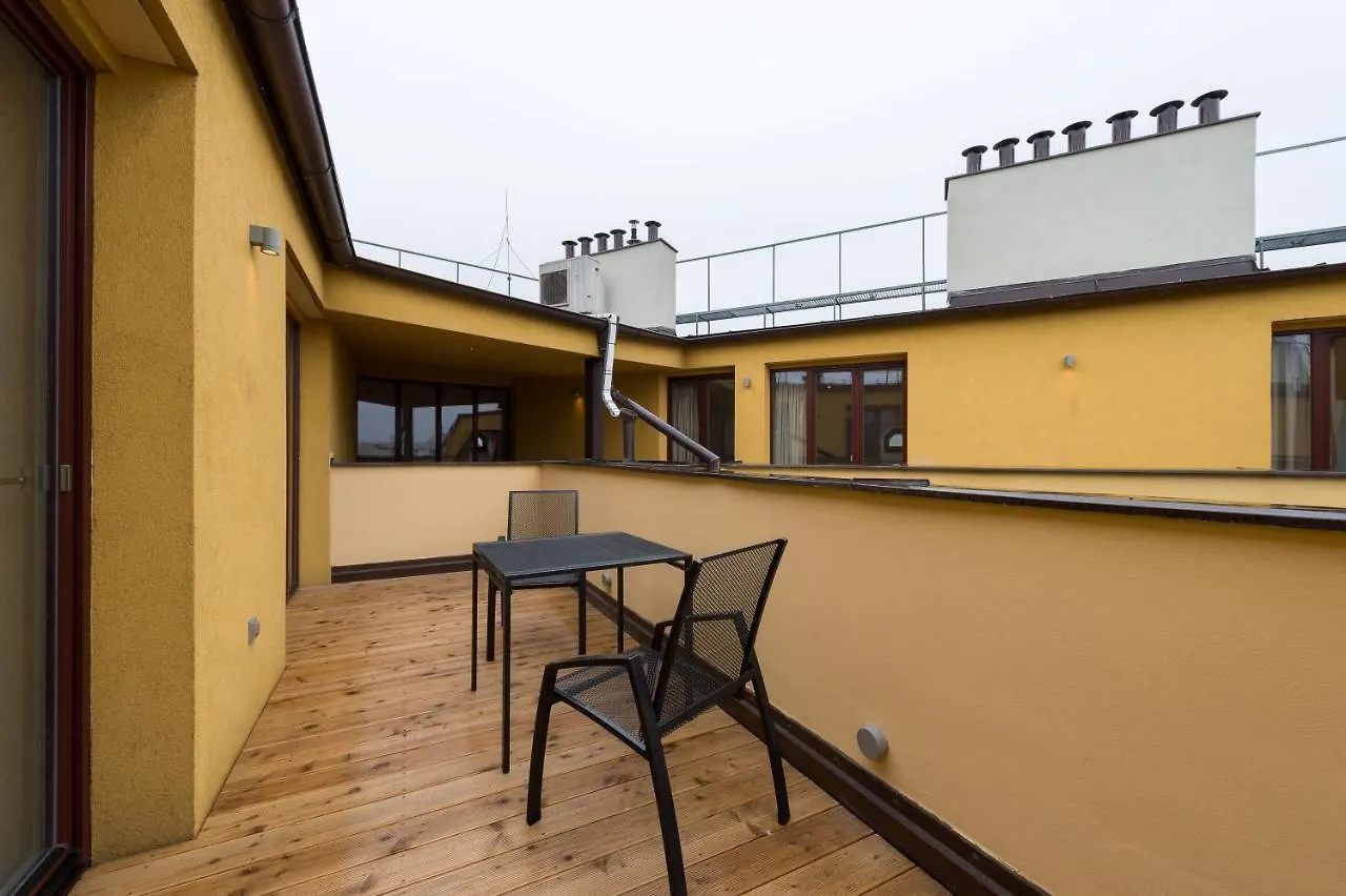 Empirent Beautiful Duplex Apartments Прага